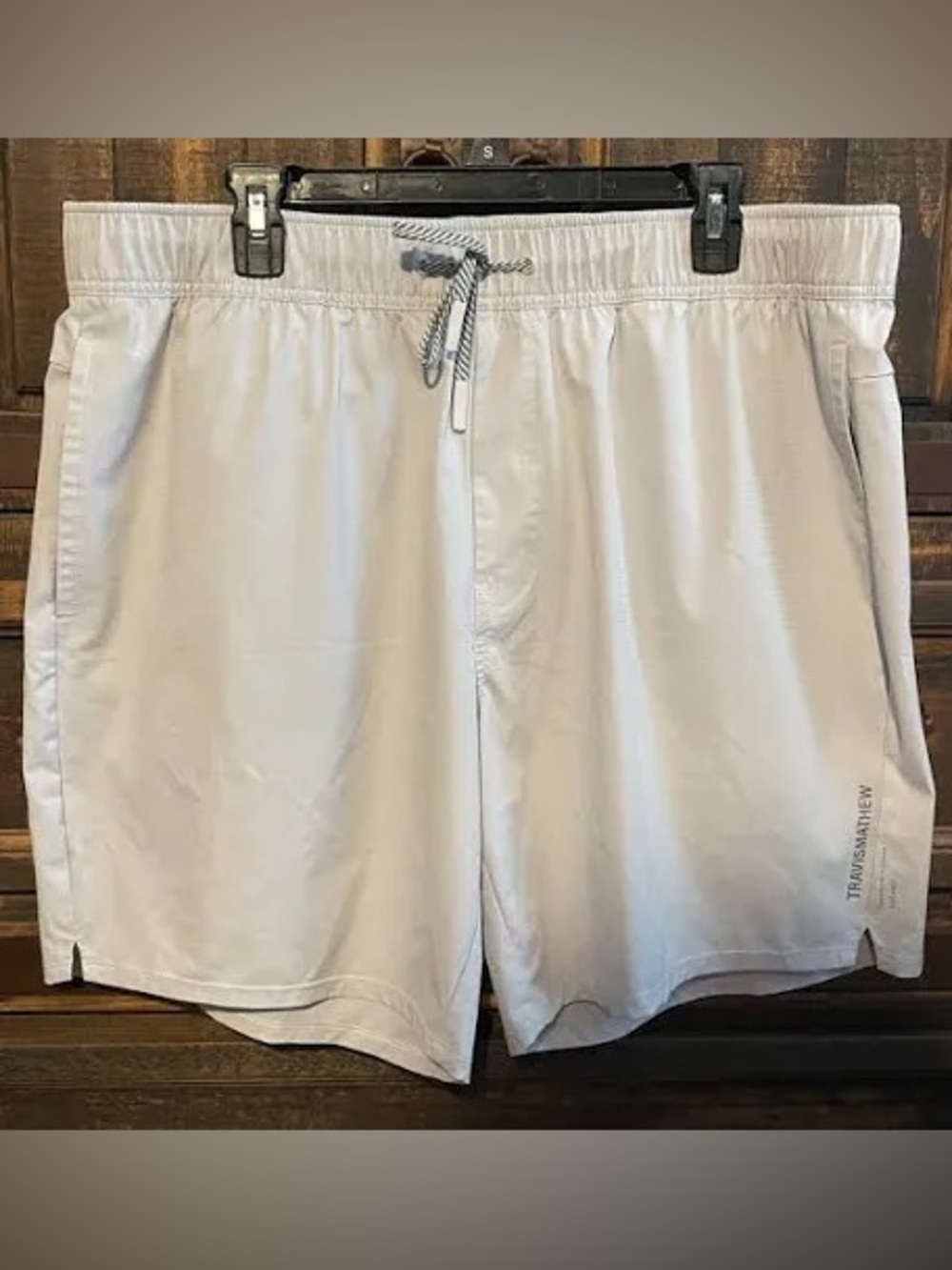 Travis Mathew Men’s Light Gray Athletic Shorts